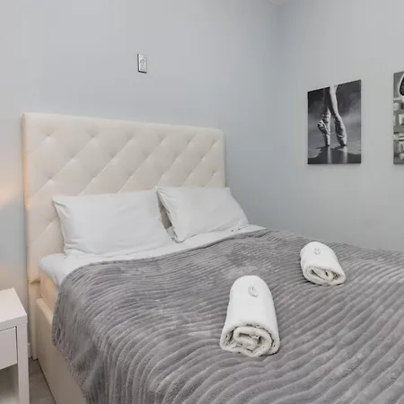 Apartment Studio Garnizon With Terrace & Parking *