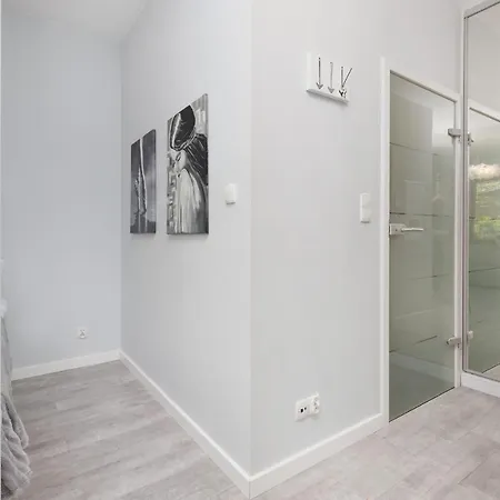 Apartment Studio Garnizon With Terrace & Parking *